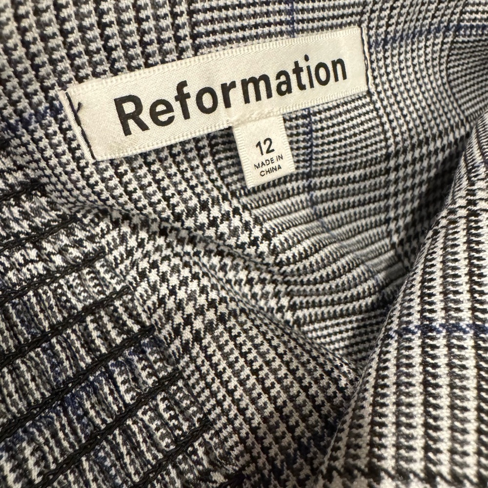 Reformation Cameran Jumpsuit - 12 - Picture 7 of 8